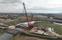 Il nuovo ponte Secula, lungo la SP20 nel comune di Longare (VI), è stato realizzato per migliorare il collegamento tra i comuni di Secula e Longare.